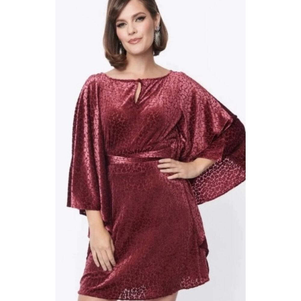 Elegant Burgundy Women's Dress